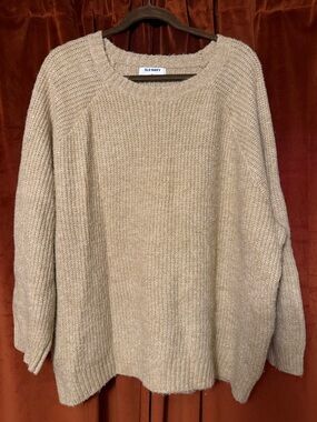 Old Navy Women's Beige Crewneck Ribbed Sweater